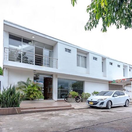 Ayenda Millrose Hotel Valledupar Exterior photo